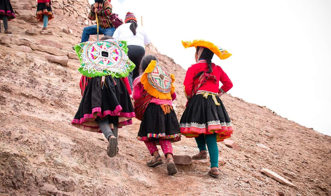 imagem n.15 de Cusco: Tour particular à Montanha Arco-Íris e ao Vale Vermelho atividade em Avanos, carregada pelo fornecedor