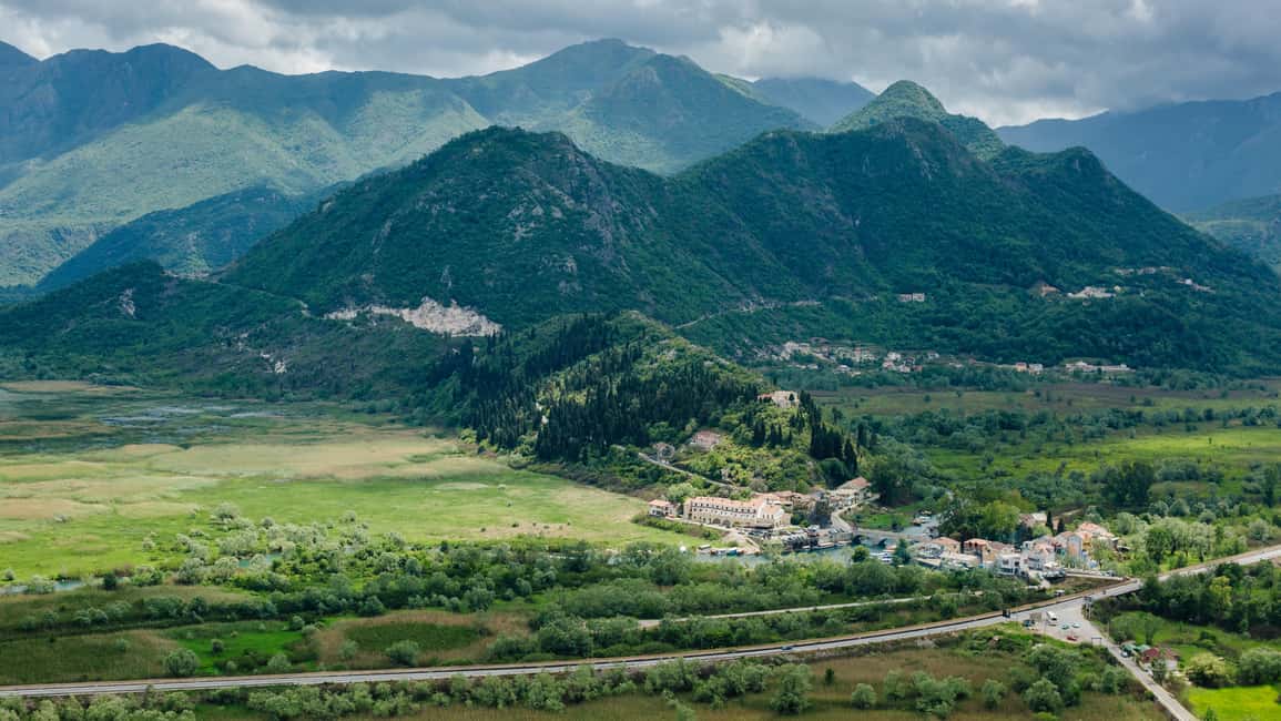 Bild Nr. 1 von Kotor: Tagestour und Bootsfahrt zum Skadar-See und Biograd Aktivität in Gusinje, hochgeladen vom Anbieter