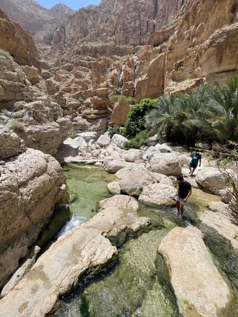 Immagine nº 13 di Muscat: escursione di un'intera giornata a Wadi Shab, grotta romantica e sinkhole attività a Regione al-Sharqiyya, caricata dal fornitore