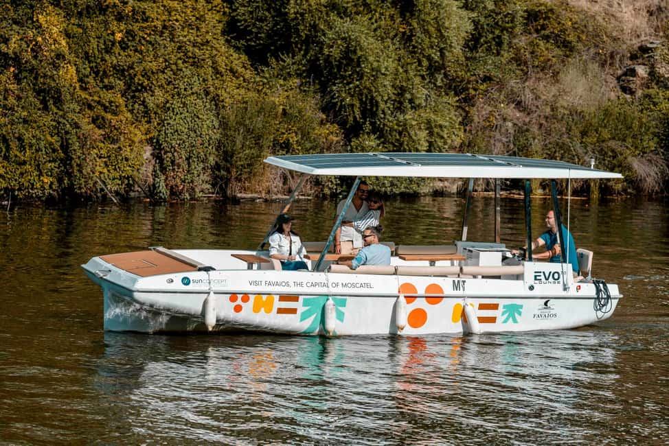 image n.12 of Pinhão: Douro River Solar Boat Tour with Wine Tasting activity in Norte Region, uploaded by supplier