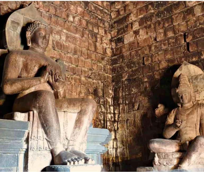 image n.11 of Yogyakarta: Borobudur Climb & Prambanan Guided Tour activity in Yogyakarta, uploaded by supplier