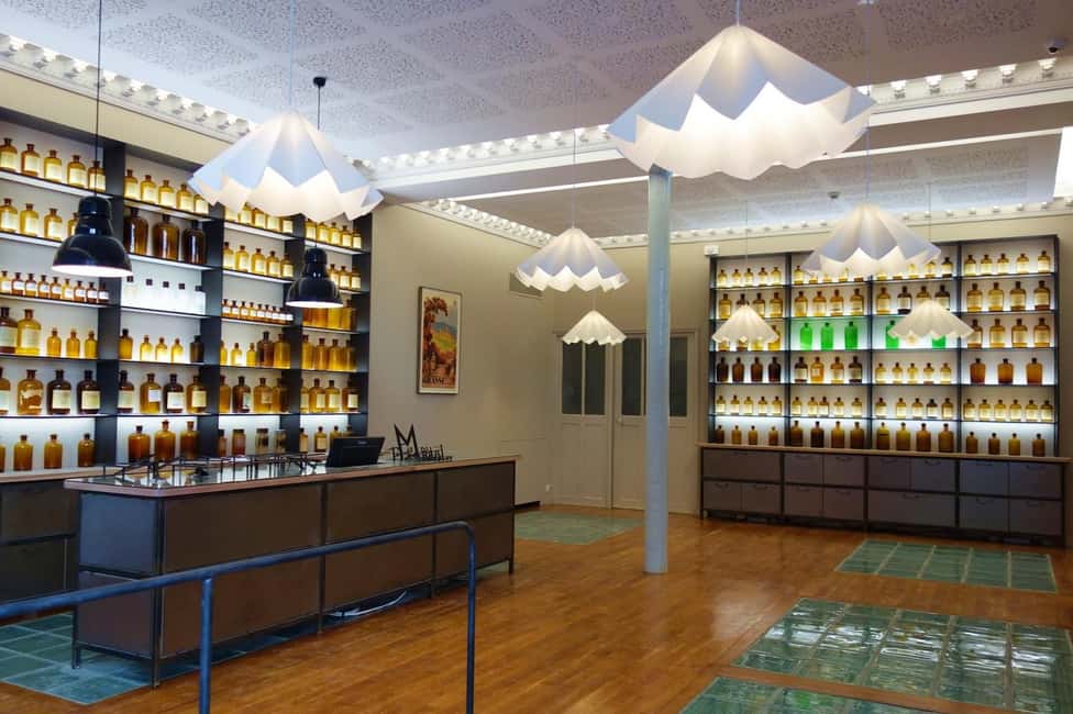 image n.12 of Wine Tasting, Cannes, Famous Designers and Perfume Factory activity in Grasse, uploaded by supplier