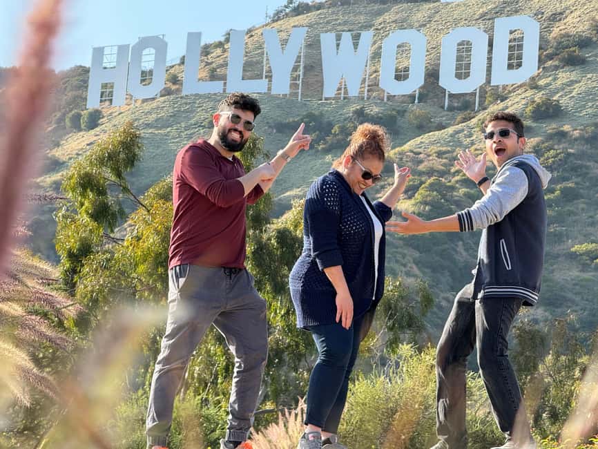 Image N°6 de LA : visite du panneau Hollywood avec des comédiens, des chiens et des photos épiques activité à Los Angeles, publiée par le prestataire