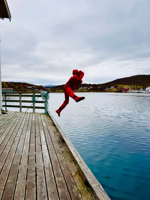 bild nr.6 av Tromsö: Arktisk fjord flyter i överlevnadsdräkt aktivitet i Tromsø, uppladdad av arrangören