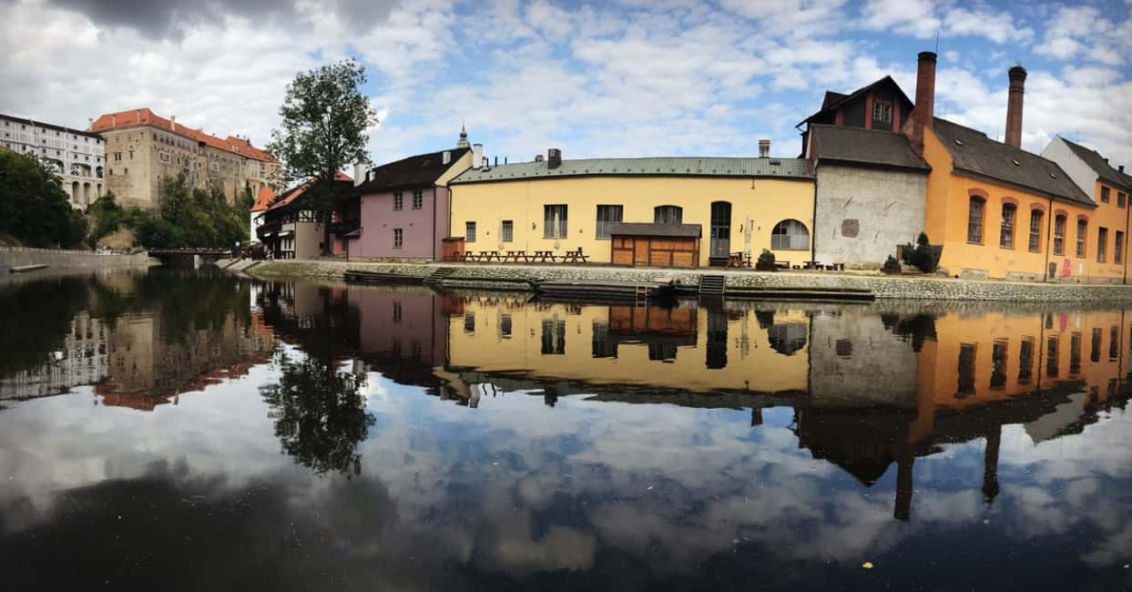 imagem n.5 de De Praga: Český Krumlov: excursão guiada de 1 dia atividade em Český Krumlov, carregada pelo fornecedor
