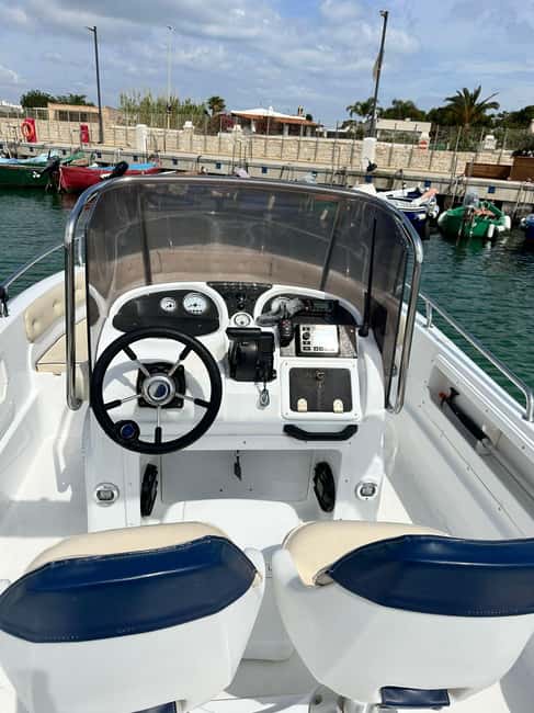 image n.6 of Polignano a Mare: Private Coastal Cruise with Prosecco activity in Polignano a Mare, uploaded by supplier