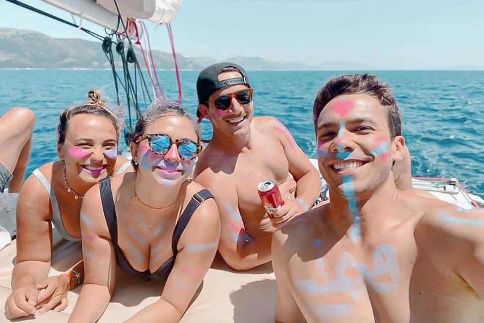 image n.24 of Palma: Private Half-Day Sailing Trip with Tapas & Drinks activity in Palma de Mallorca, uploaded by supplier