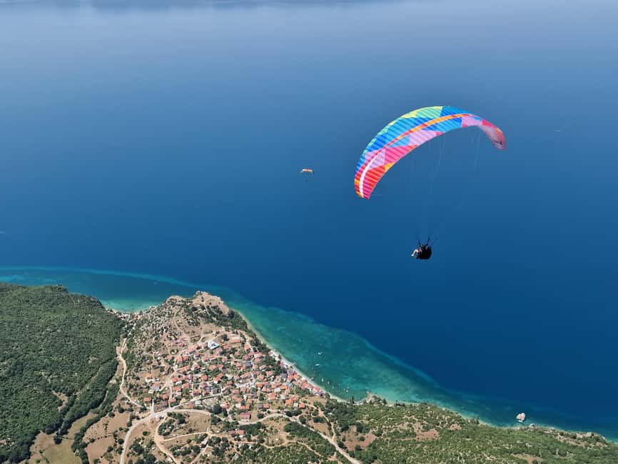 billede nr.3 af aktiviteten Paragliding over Ohrid-søen i Den sydvestlige region, uploadet af udbyder