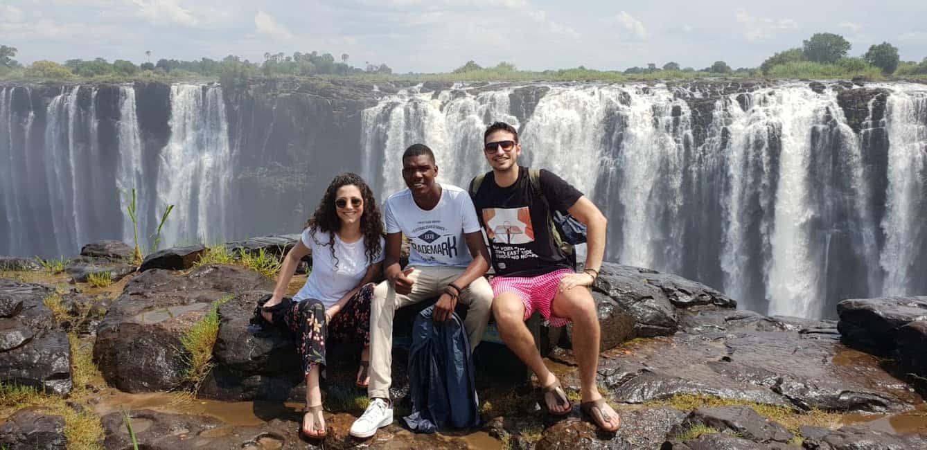 imagen n.º 6 de Cataratas Victoria; Excursión Privada a las Cataratas Victoria y el Pueblo actividad en Victoria Falls Town, subida por el proveedor