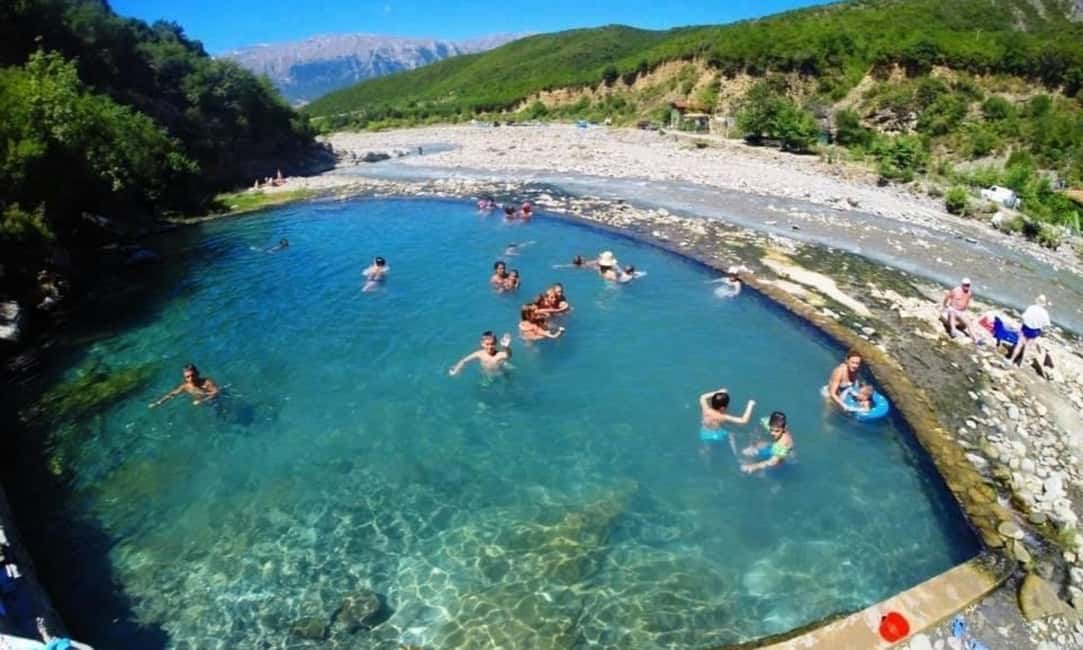 afbeelding n.1 van Canyonverkenning en rivierwandelen in de Langarica Canyon activiteit in Përmet, geüpload door aanbieder