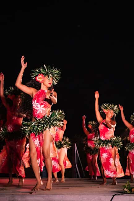 Immagine nº 2 di Oahu: Esperienza culturale Luau dei guerrieri Mauka con cena attività a Wahiawa, caricata dal fornitore
