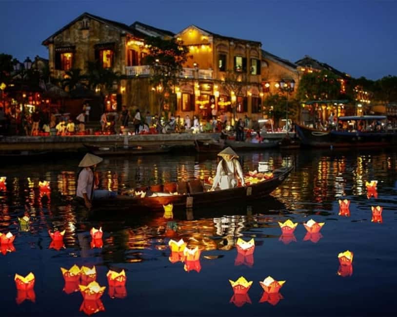 image n.1 of Hoi An : Hoai River Boat Trip by Night and Floating Lantern activity in Central Vietnam, uploaded by supplier