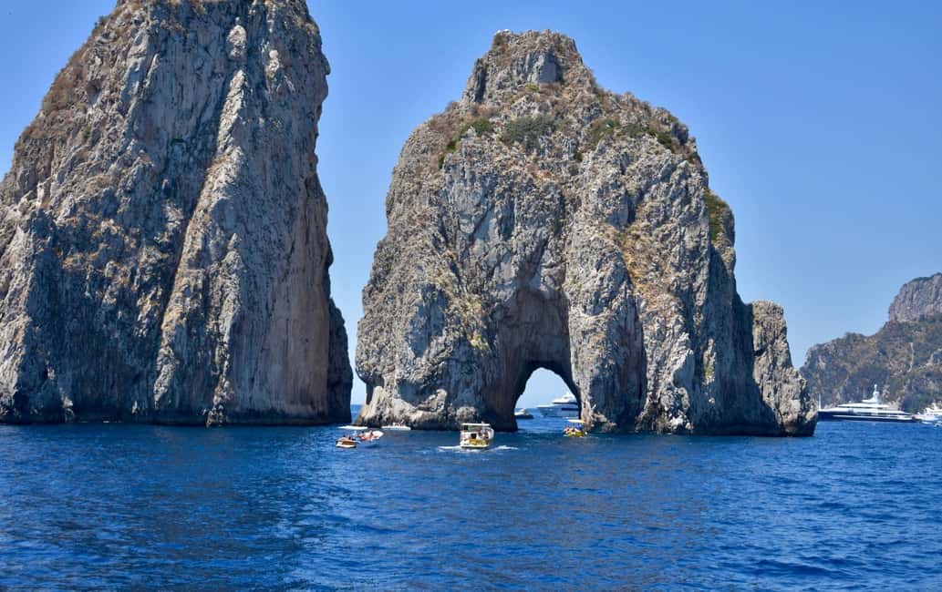 bild nr.2 av Från Positano: Dagsutflykt till Capri - Gruppresa med båt aktivitet i Kampanien, uppladdad av arrangören