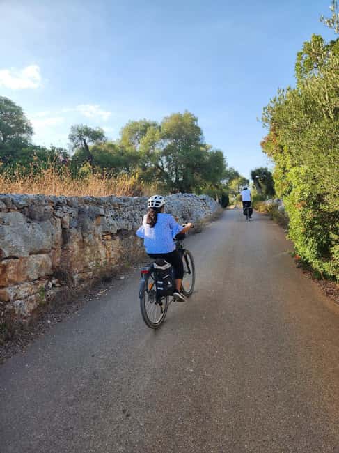 Immagine nº 18 di Ostuni: Tour in bicicletta con un bicchiere di vino e bruschetta attività a Ostuni, caricata dal fornitore