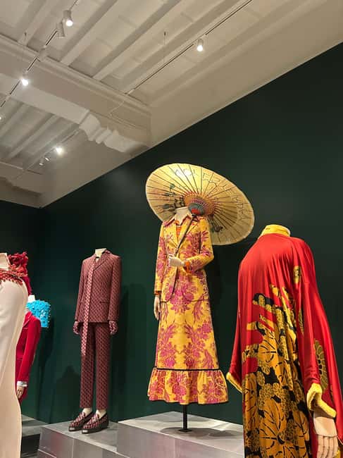 imagem n.11 de Excursão pela história da moda em Florença: Museu Gucci e caminhada guiada atividade em Florença, carregada pelo fornecedor