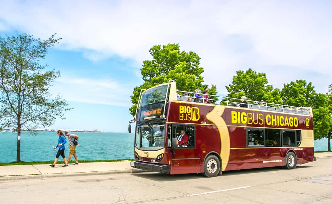image n.5 of Chicago: Hop-on Hop-off Sightseeing Tour by Open-top Bus activity in Chicago, uploaded by supplier