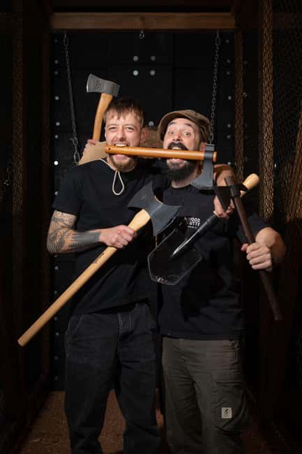 image n.2 of AXE THROWING & CRAFT BEER EXPERIENCE IN COLOGNE activity in Cologne, uploaded by supplier