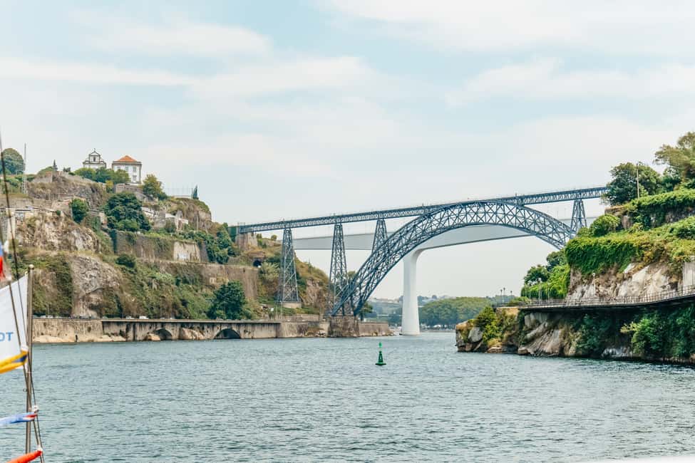 Image N°15 de Porto : Croisière de 6 ponts sur le fleuve Douro activité à Région Nord, Portugal, publiée par le prestataire