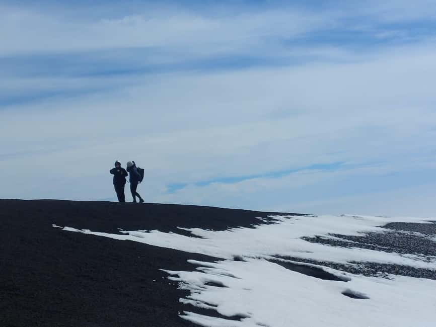 imagen n.º 20 de Excursión al Etna a 3000 mt. con teleférico y jeep 4x4 actividad en Catania, subida por el proveedor
