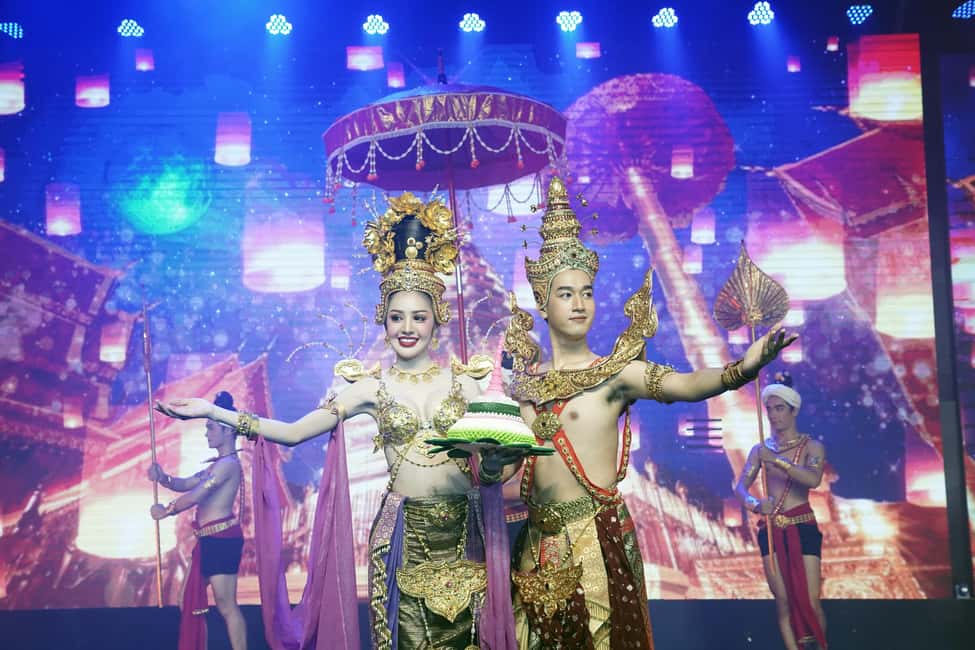 image n.13 of Bangkok: Royal Galaxy Dinner Cruise with Siam Fantasy Show activity in Bangkok, uploaded by supplier