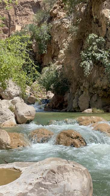 Immagine nº 15 di Muscat: escursione di un'intera giornata a Wadi Shab, grotta romantica e sinkhole attività a Regione al-Sharqiyya, caricata dal fornitore