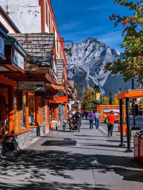 image n.7 of Louise Louise, Banff Gondola, Minnewanka & Emerald Lakes activity in Banff, uploaded by supplier