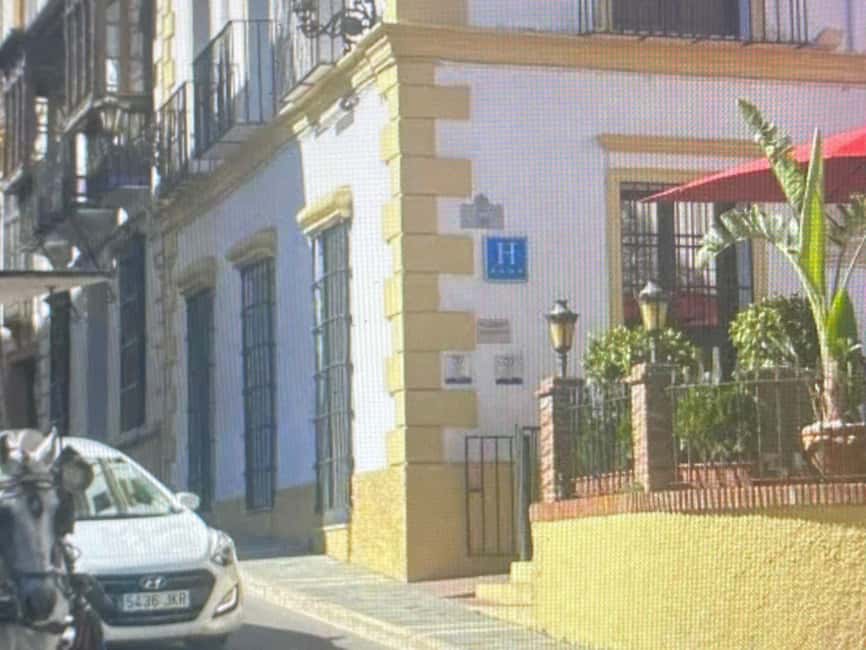 image n.5 of From Estepona: Ronda private tour, transportation, café, bullring, tapas, drinks activity in Tarifa, uploaded by supplier