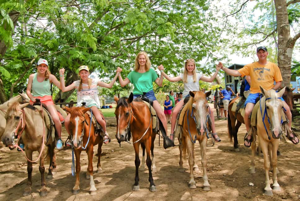 imagem n.7 de A partir de Punta Cana: Excursão Cultural e Histórica Expedição Higuey atividade em Punta Cana, carregada pelo fornecedor