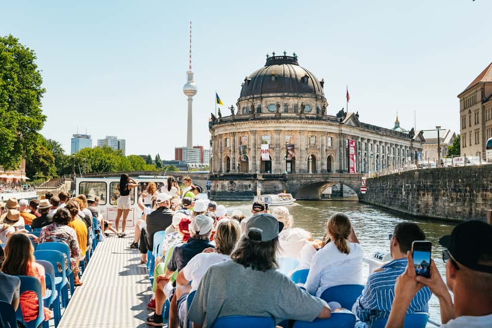 image n.9 of Berlin: 1-Hour City Tour by Boat with Guaranteed Seating activity in Berlin, uploaded by supplier