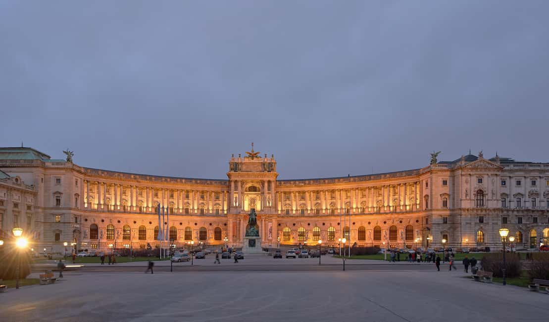 Image N°3 de Vienne : billet combiné pour le Trésor impérial et le nouveau palais de la Hofburg activité à Vienne, publiée par le prestataire