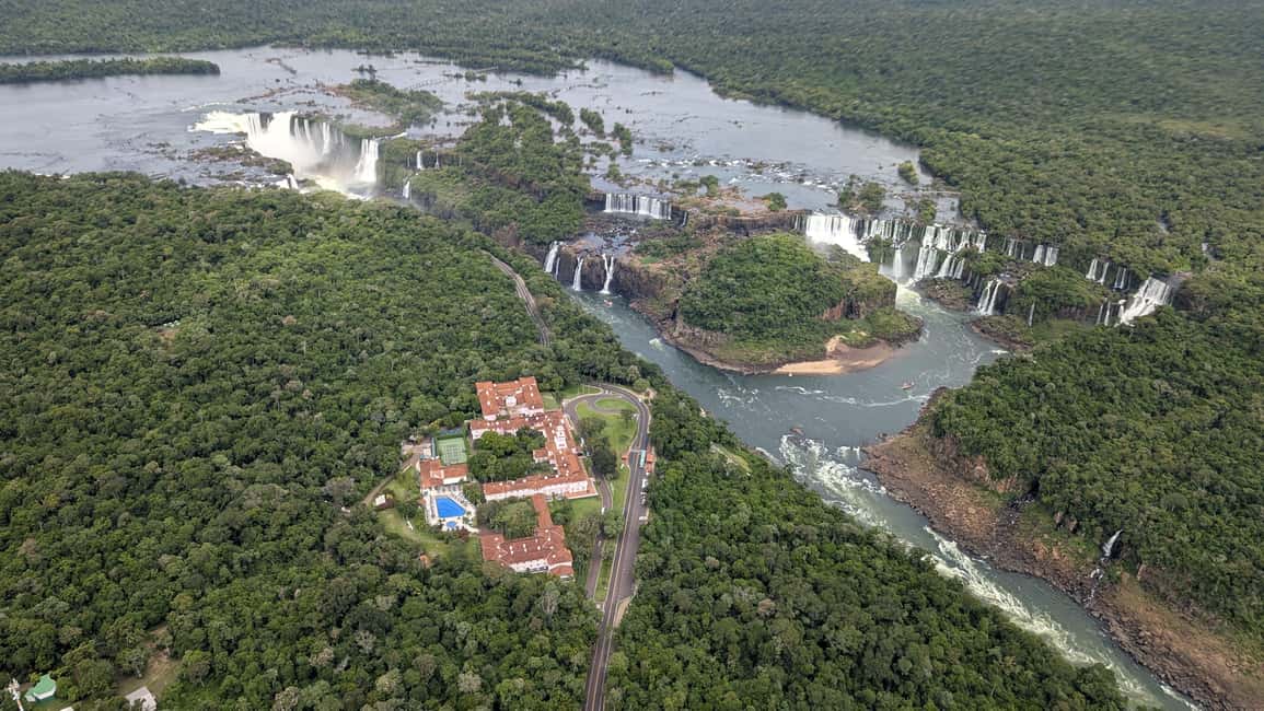 image n.2 of Iguazú Falls: Private Tour for You & Family–Brazil+Argentina activity in Foz do Iguaçu, uploaded by supplier