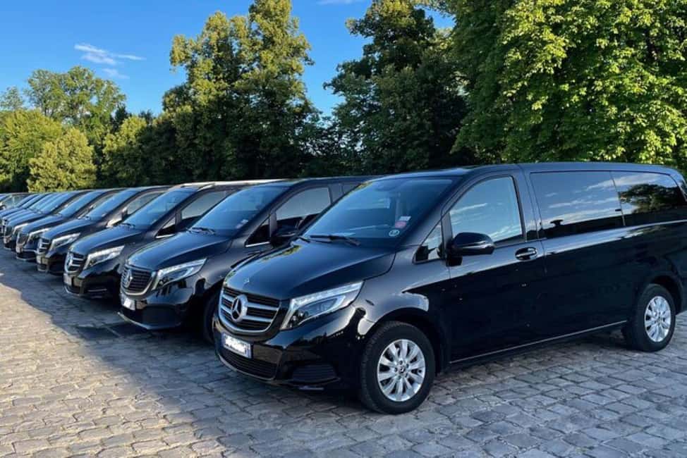 bild nr.3 av Paris, Frankrike Domaine de Chantilly Privat tur i en Mercedes Van aktivitet i Chantilly, uppladdad av arrangören