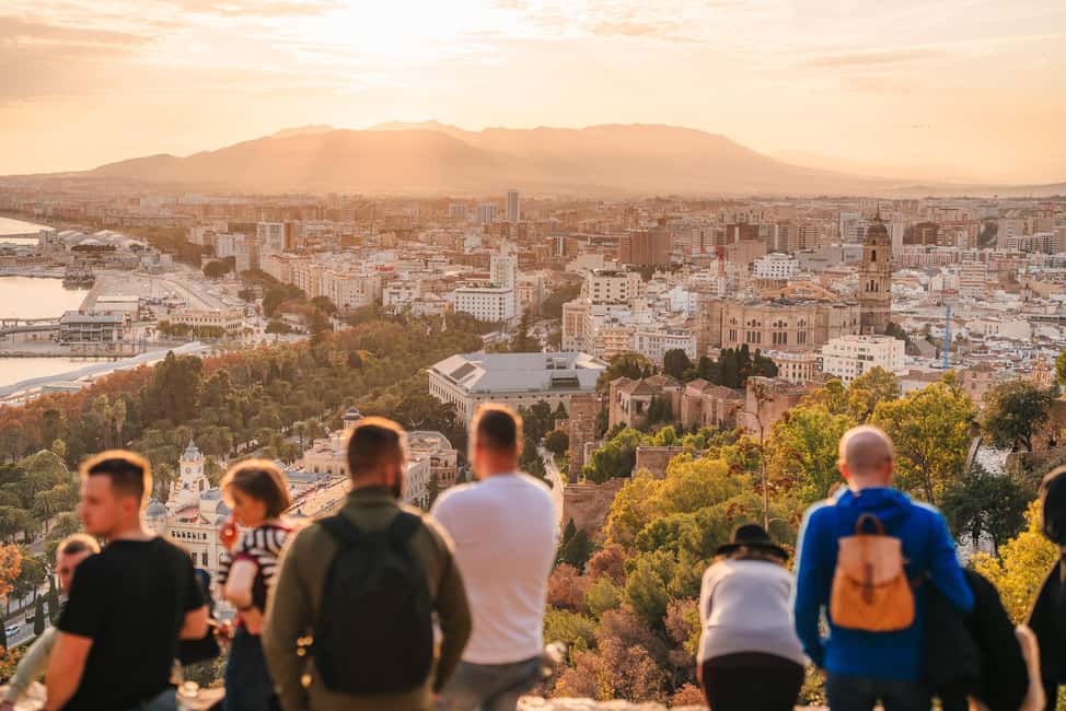 bild nr.1 av Express tuktuki-tur i Malaga: Gibralfaro utsiktsplats och fotografi aktivitet i Málaga, uppladdad av arrangören