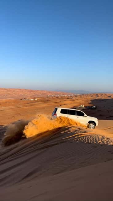 Immagine nº 16 di Muscat: Tramonto nel deserto e Wadi Bnai Khalid Tour di un giorno intero + pranzo attività a Regione al-Sharqiyya, caricata dal fornitore