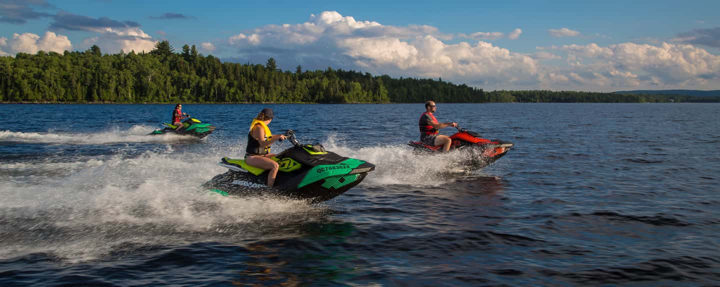 image n.6 of Laurentians: Jetski experience activity in Mont-Tremblant, Quebec, uploaded by supplier
