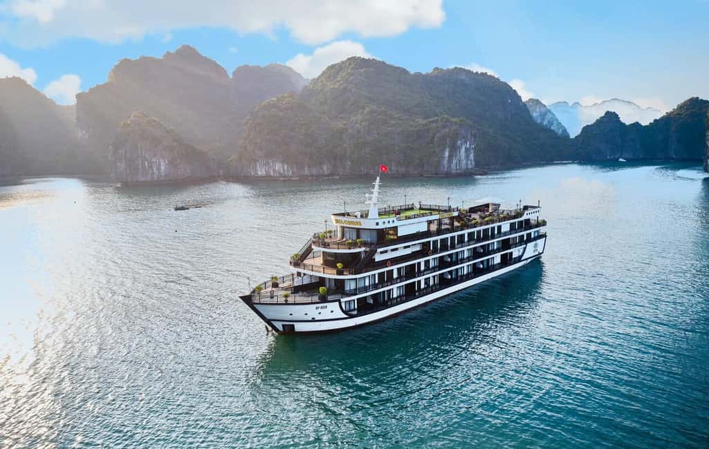 image n.1 of From Hanoi: 2-Day Cruise Trip with Private Balcony & Bathtub activity in Ha Long, uploaded by supplier