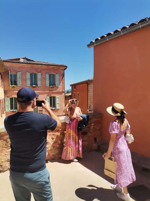 imagem n.3 de De Marselha: Tour particular personalizado de um dia pela Provença atividade em Avignon, carregada pelo fornecedor