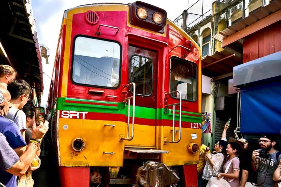 image n.4 of Bangkok: Floating Market and Train Market Experience activity in Pattaya, uploaded by supplier