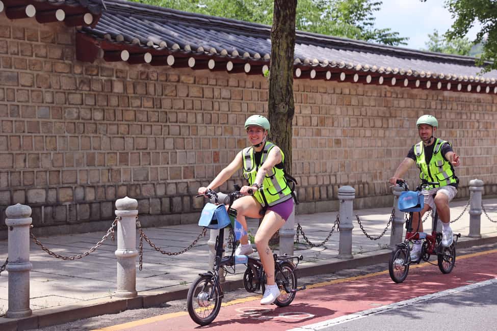 image n.12 of Seoul: City Highlights Morning eBike Tour activity in Seoul, uploaded by supplier