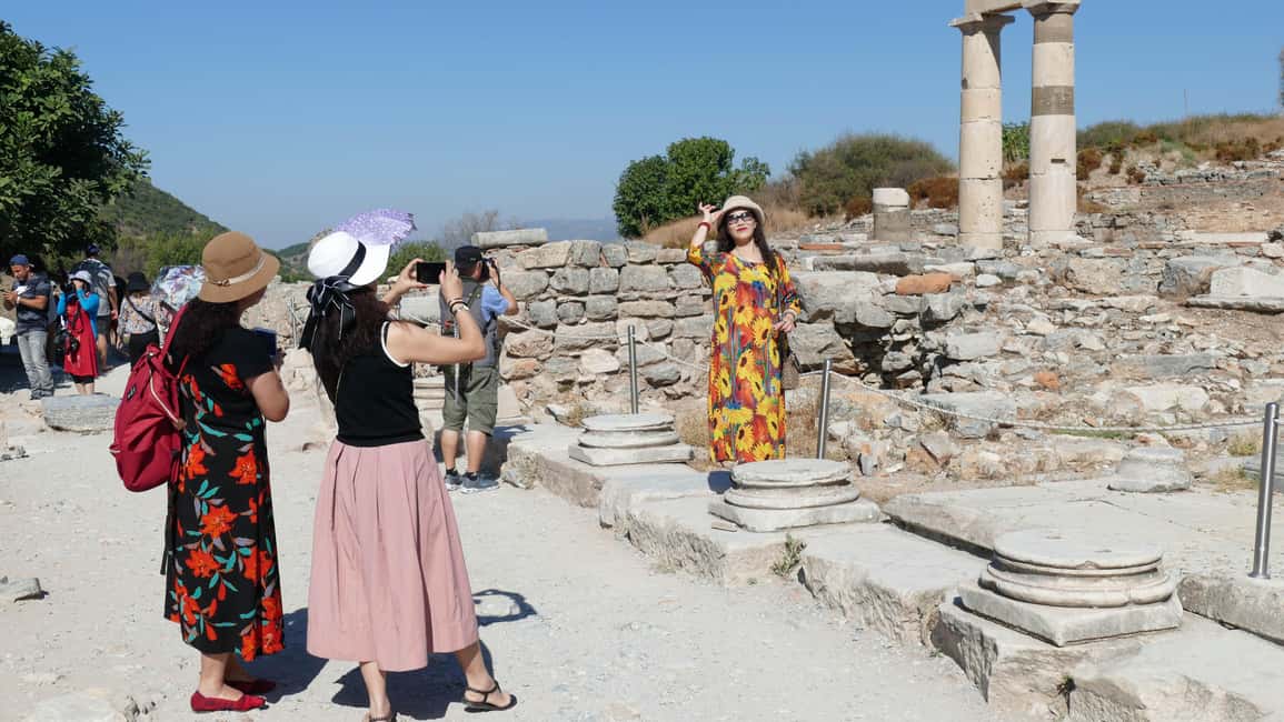 bild nr.2 av Bodrum: Efesos, Selcuk och Jungfru Marias hus tur med lunch aktivitet i Selcuk, uppladdad av arrangören
