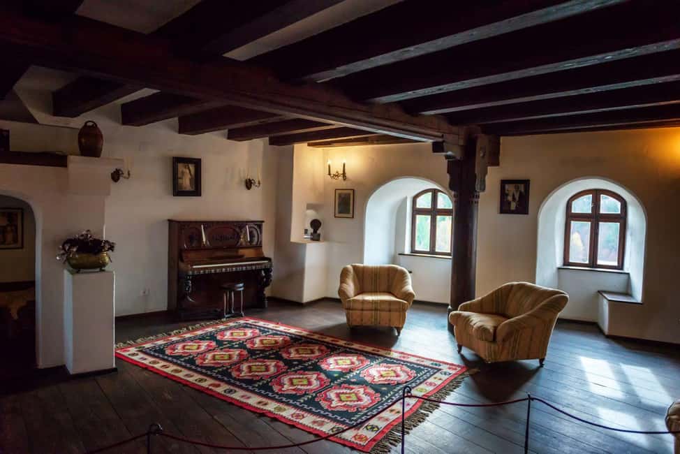 image n.14 of Legends&Wildlife Awaits: Dracula's Castle & Bear Sanctuary activity in Brasov, uploaded by supplier