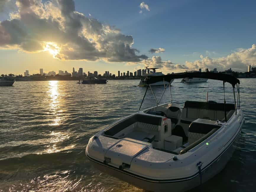bild nr.13 av Miami Beach: Privat båttur med kapten och champagne aktivitet i Miami, uppladdad av arrangören