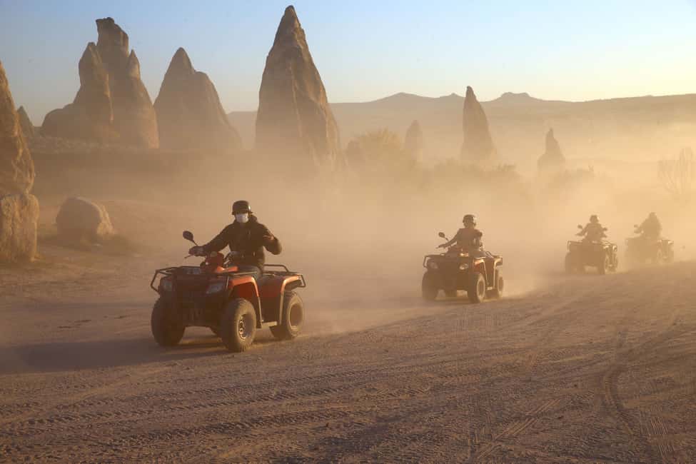 imagem n.1 de De Ürgüp/Göreme: passeio de quadriciclo ao nascer do sol ou pôr do sol na Capadócia atividade em Avanos, carregada pelo fornecedor