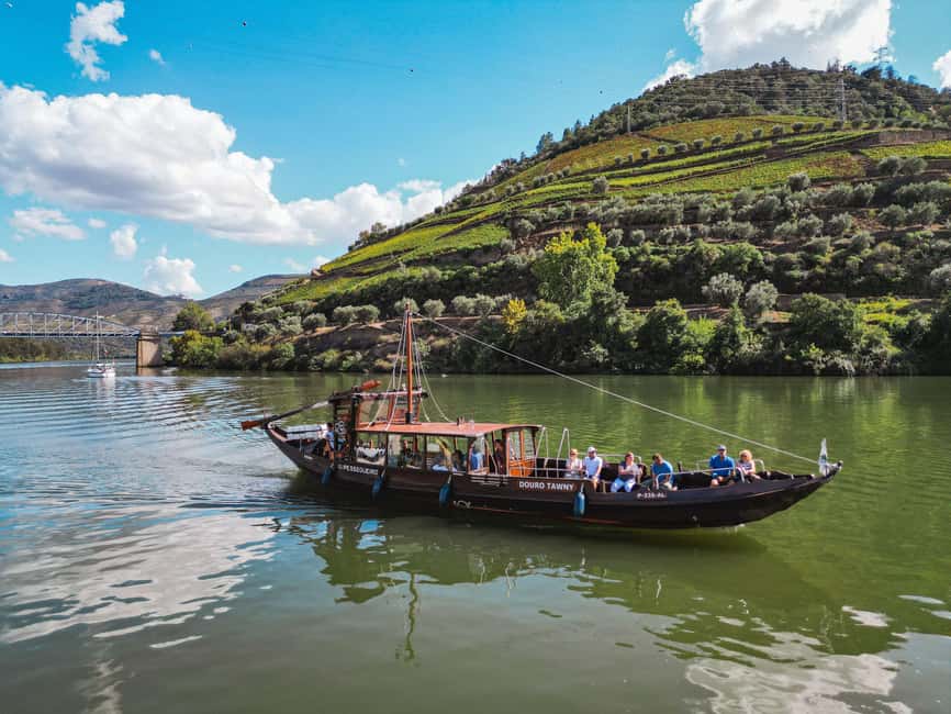 image n.15 of From Pinhão: Douro Valley Rabelo Boat Tour with Port Wine activity in Norte Region, uploaded by supplier