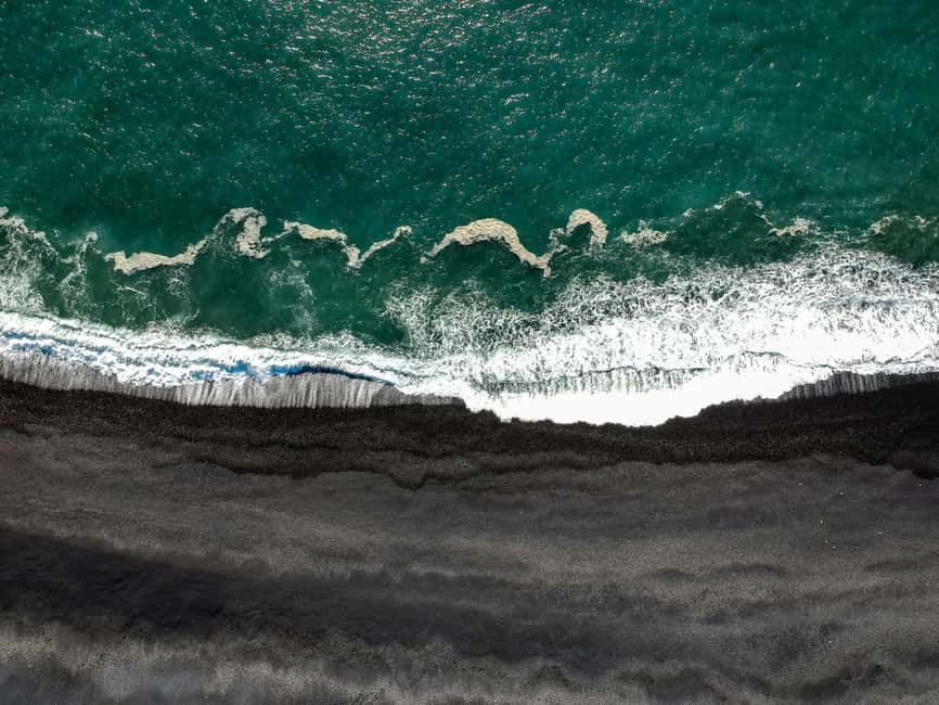 imagen n.º 31 de Desde Reikiavik: tour de un día por lo más destacado de la costa sur actividad en Suðurland, subida por el proveedor