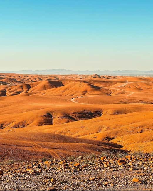 Immagine nº 21 di Marrakesh: Tramonto nel deserto di Agafay, giro in cammello e cena con spettacolo attività a Marrakech, caricata dal fornitore