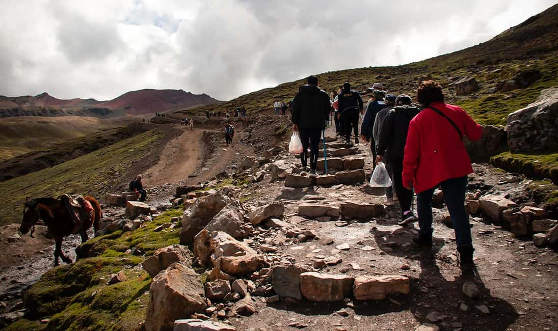 imagem n.7 de Cusco: Tour particular à Montanha Arco-Íris e ao Vale Vermelho atividade em Avanos, carregada pelo fornecedor