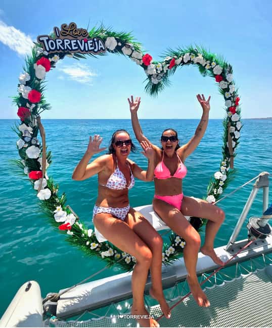 afbeelding n.2 van Torrevieja: Catamaran cruise Costa Blanca activiteit in Torrevieja, geüpload door aanbieder