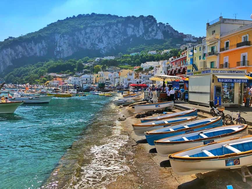 Immagine nº 14 di Tour VIP di Capri: Anacapri, Giardini di Augusto e Faraglioni attività a Campania, caricata dal fornitore
