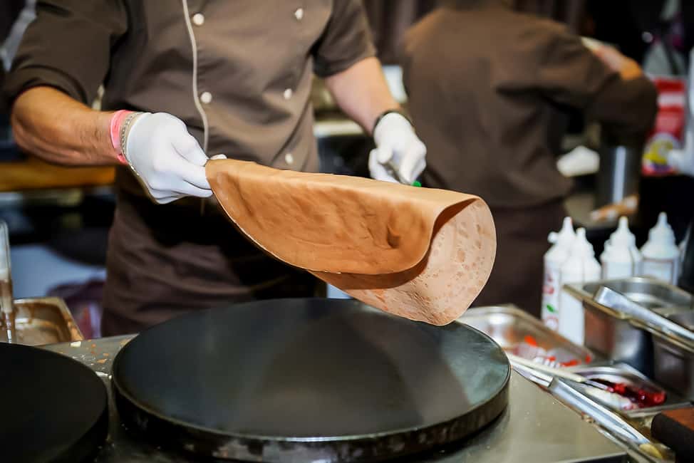 imagem n.16 de Paris: Cruzeiro no Sena e prova de crepes perto da Torre Eiffel atividade em Paris, carregada pelo fornecedor